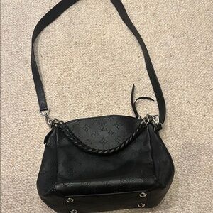 Black Crossbody Bag with Adjustable Strap and Textured Finish